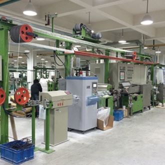 光伏電纜生產(chǎn)線(xiàn)